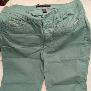 Gloria Vanderbilt Capris